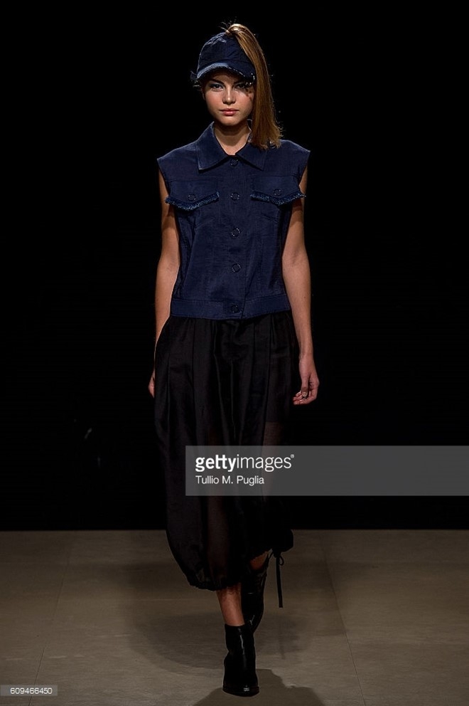 Do Ha dien show mo man Milan Fashion Week hinh anh 7