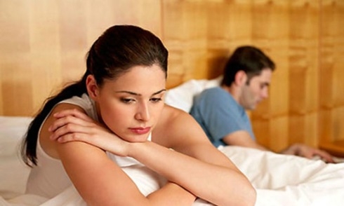 Tôi định đi 'giao lưu' bên ngoài vì chồng yếu sinh lý
