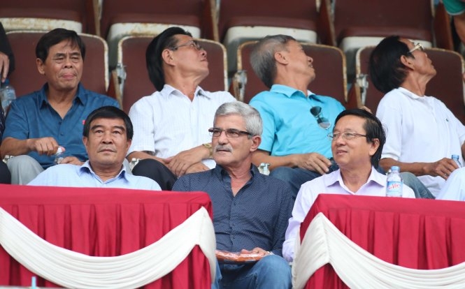 Đánh bại Viettel 1-0, Long An ở lại V-League 2017
