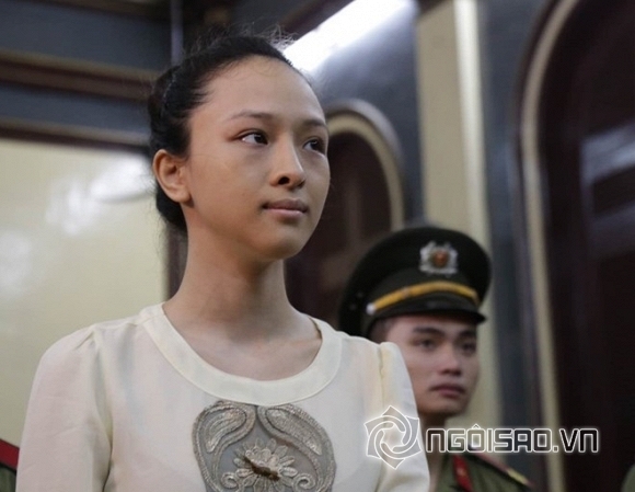 Mỹ nhân Việt trước vành móng ngựa 0