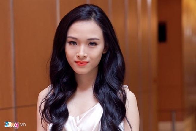 'Hoa hau Phuong Nga va dai gia deu khong dang duoc benh vuc' hinh anh 3