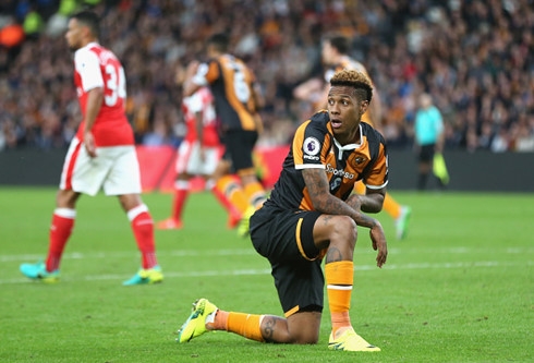 liverpool - hull: chap canh bay cao hinh 1