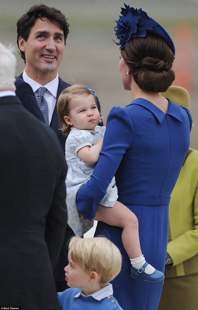 Thủ tướng Trudeau trò chuyện cùng Công nương Kate (Ảnh: Mark)