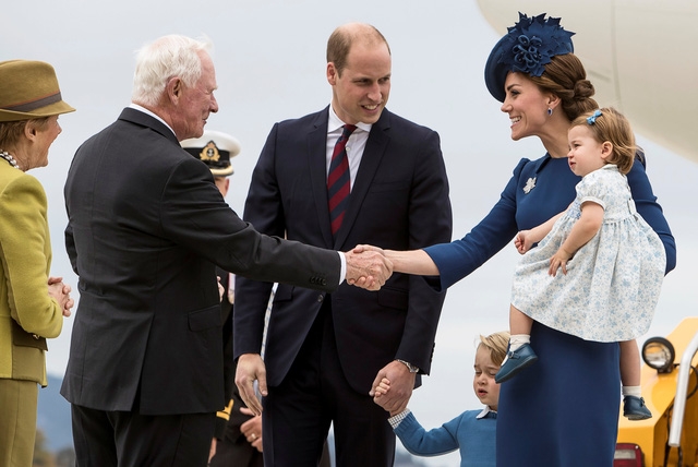 Lịch trình của chuyến công du lần này của gia đình Hoàng tử William và Công nương Kate là thăm quan vùng Yukon, tại đây Công tước và Công nước Cambridge sẽ câu cá, đạp xe, ngắm cảnh và gặp gỡ cộng đồng thổ dân.