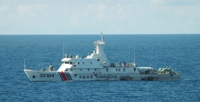 Tàu Trung Quốc mang súng vào gần đảo tranh chấp với Nhật Bản
