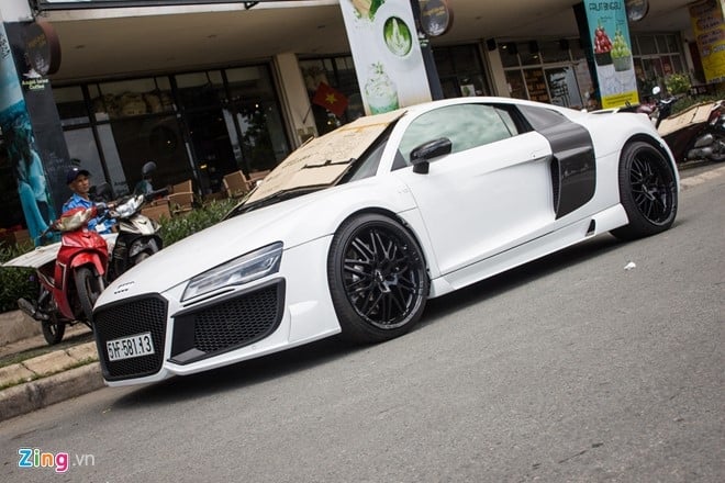 Audi R8 do po Akrapovic tai Sai Gon hinh anh 3