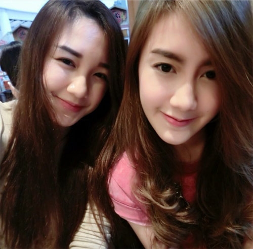 ba cap chi em “nha nguoi ta” xinh, giau va gioi hinh anh 1