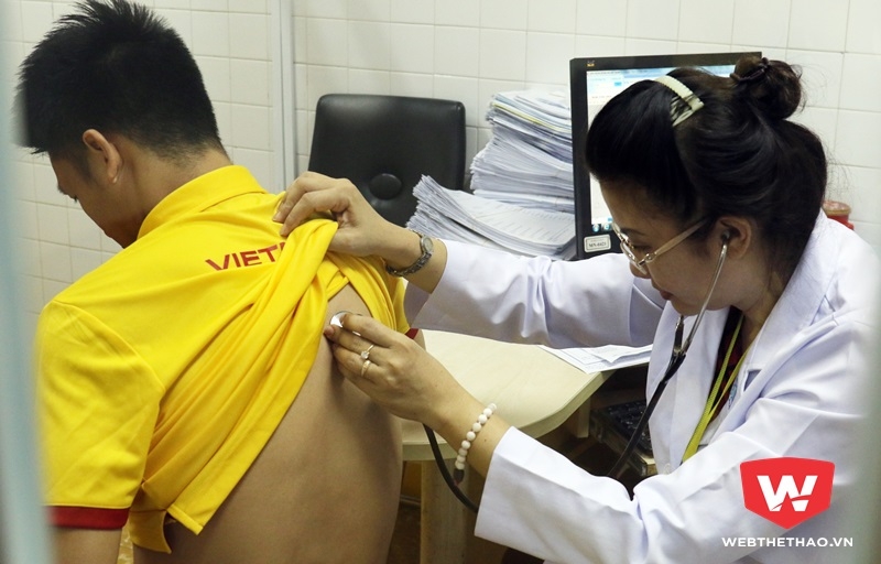 Huy Hùng siêu âm. Ảnh Văn Nhân