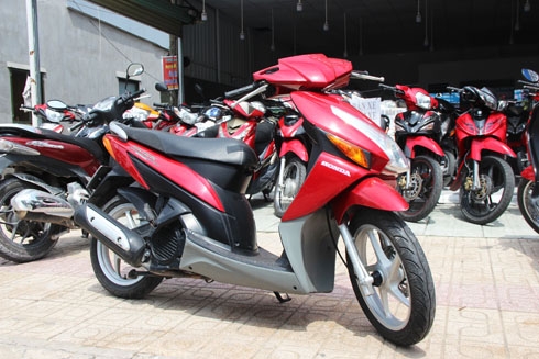 honda-click-doi-2008-xe-cu-giu-gia-18-trieu-dong
