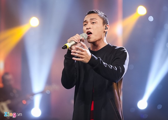 Hot boy Vietnam Idol bi che cuoi vi noi tieng dia phuong hinh anh 3