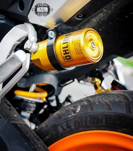 Honda Winner 150 doc dao voi ban Repsol 