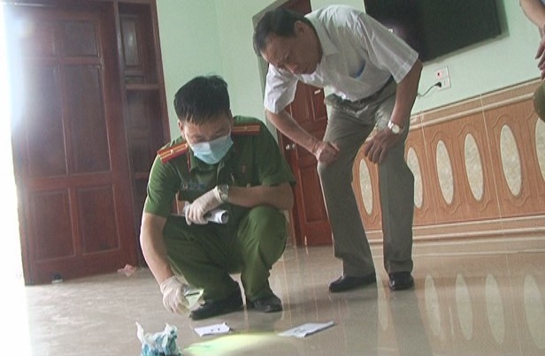 Doi truong trong an ke hanh trinh pha vu sat hai 4 ba chau hinh anh 1