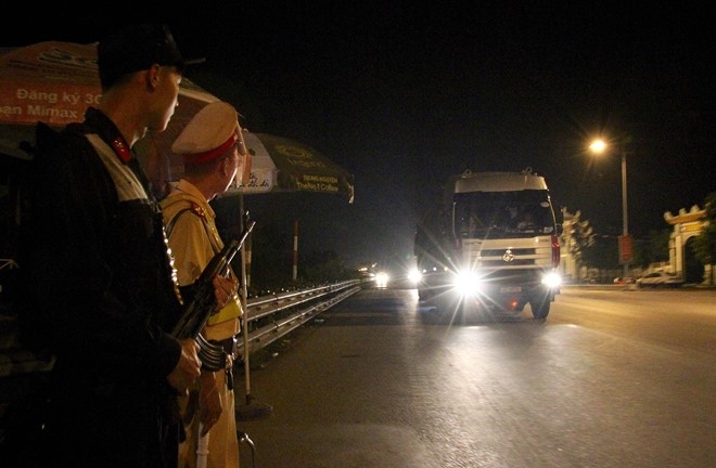 Doi truong trong an ke hanh trinh pha vu sat hai 4 ba chau hinh anh 2