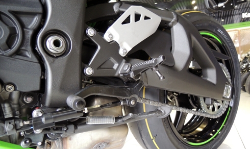 bo-doi-kawasaki-zx-10r-2017-dau-tien-tai-viet-nam-page-2-7