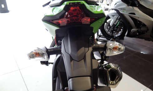 bo-doi-kawasaki-zx-10r-2017-dau-tien-tai-viet-nam-page-3-1