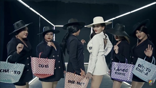 ho ngoc ha “khoc thet” vi ban cover mv sieu hai hinh anh 4