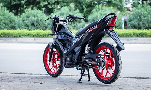 chi-tiet-honda-sonic-150r-2017-tai-ha-noi-2