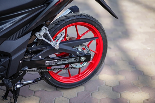 chi-tiet-honda-sonic-150r-2017-tai-ha-noi-9