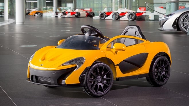McLaren P1 mui tran chay dien cho tre me sieu xe hinh anh 1