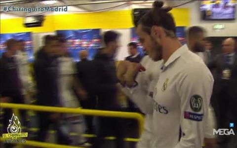 Sau HLV Zidane, Ronaldo lai gian doi dong doi tai Real hinh anh 2