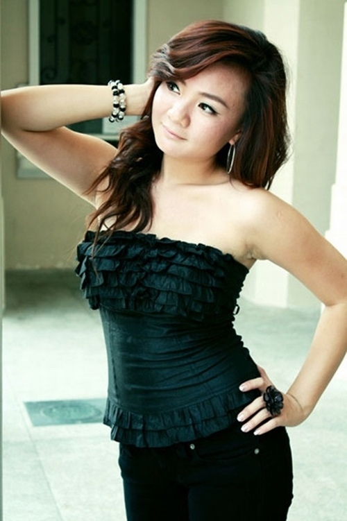 Bất ngờ với vẻ ngoài thay đổi của 
