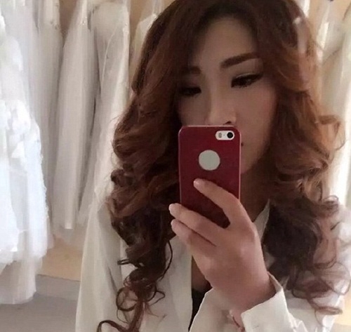 kinh hoang co gai bien dang mat may vi bi danh ghen hinh anh 8