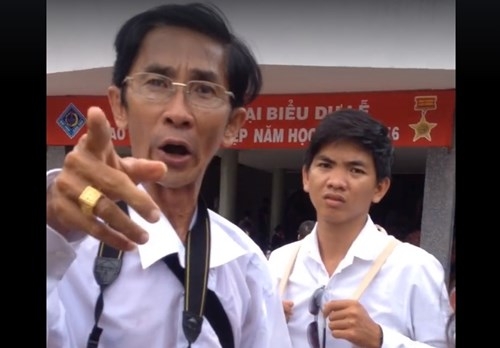 Ai 'bảo kê' mà cấm sinh viên chụp ảnh lễ tốt nghiệp ở ĐH Cần Thơ? - ảnh 1