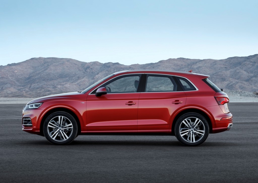 Audi Q5 2017 dang the thao hon, gia tu 50.000 USD hinh anh 2