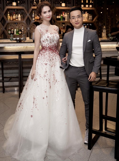 chi-gai-thap-tung-ngoc-trinh-du-lhp-o-australia-6