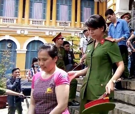 Doc mat khau khi vao o mai dam nup bong spa o Sai Gon hinh anh 1