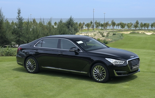 genesis-g90-ban-ra-tai-viet-nam-canh-tranh-mercedes-s-class