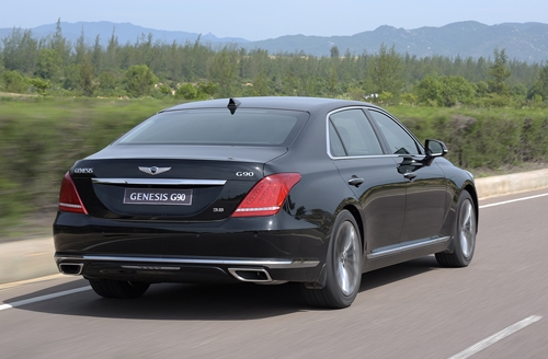 genesis-g90-ban-ra-tai-viet-nam-canh-tranh-mercedes-s-class-4