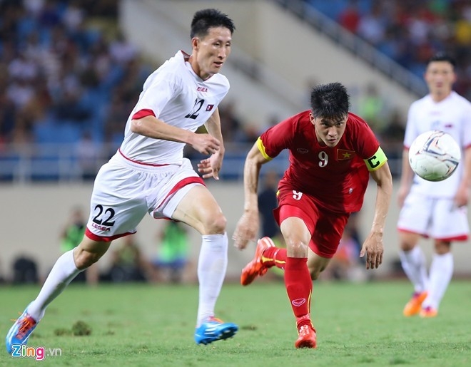 Trieu Tien dua cau thu tung da Champions League den Viet Nam hinh anh 1