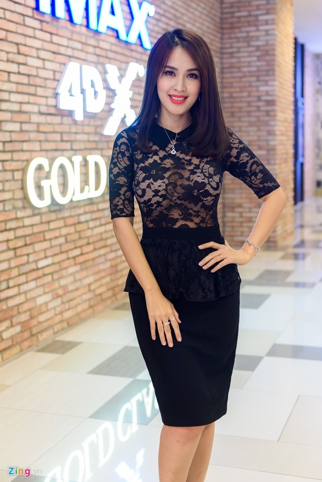 Sao Viet tap nap tren tham do Lien hoan phim Thai Lan hinh anh 2