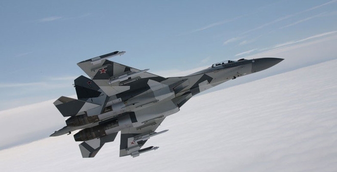 Quốc gia ĐNÁ đầu tiên cùng lúc mua tiêm kích Su-35 và Be-200