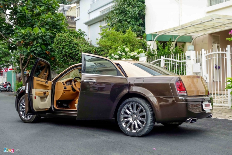 Tho Viet do Chrysler 300C thanh 'Rolls-Royce' het 200 trieu hinh anh 5