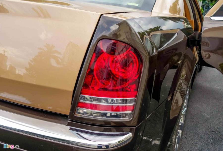 Tho Viet do Chrysler 300C thanh 'Rolls-Royce' het 200 trieu hinh anh 11
