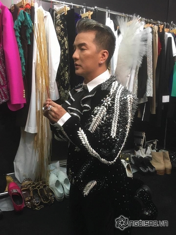 Mr Đàm tứa máu sau liveshow 1