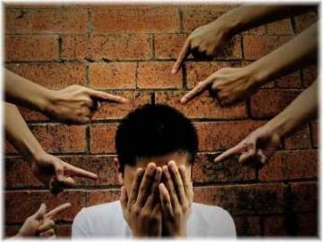  Nói dối có thể phạm vào tội bị đọa vào địa ngục. Ảnh minh họa 