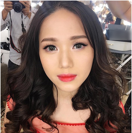 Bạn có nhận ra Thùy Chi với nhan sắc ngày càng lên đời trong hình ảnh mới nhất không? - Ảnh 2.