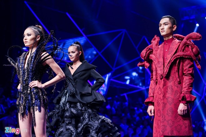 Man catwalk bi che tham hoa o chung ket Next Top Model hinh anh 13