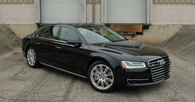 Audi A8 giá hơn 4 tỷ đồng ở Việt Nam bị triệu hồi do lỗi động cơ