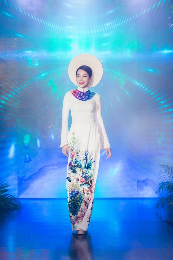 Nam Em mang dự án bảo vệ san hô đến Miss Earth 