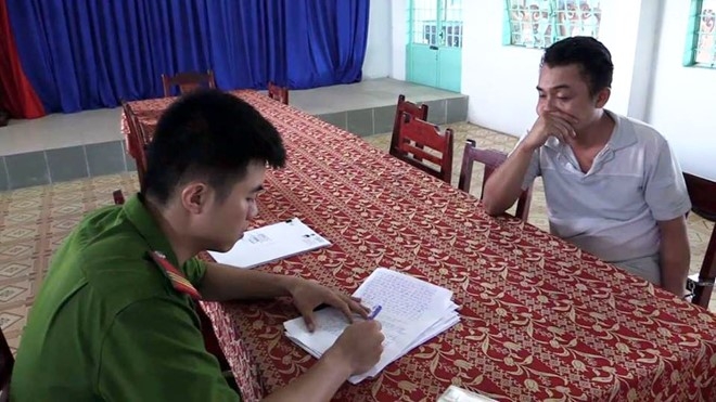 Cuu sinh vien truong luat bi bat vi trom cho luc rang sang hinh anh 1