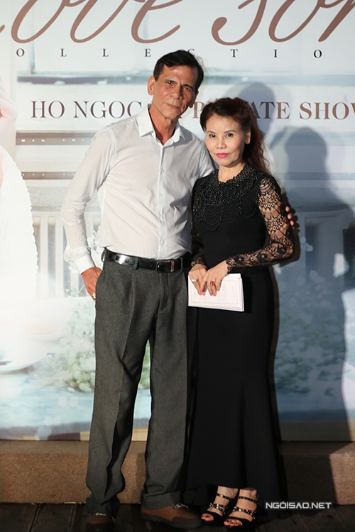 sao-viet-no-nuc-di-nghe-ho-ngoc-ha-hat-tiep