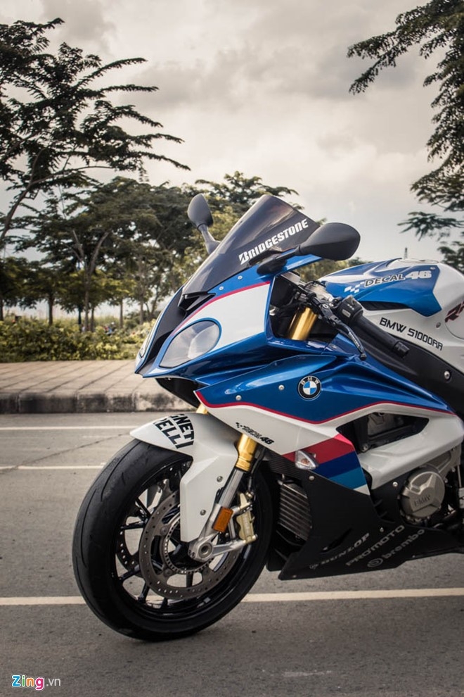 Sieu mo to BMW S1000RR len tem M Series tai Sai Gon hinh anh 7