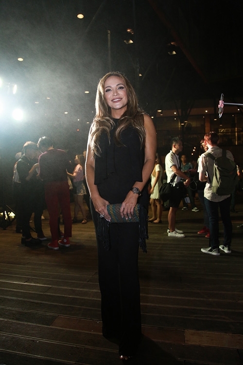thanh ha om cham hari won, pha tin don tinh cam ran nut - 2