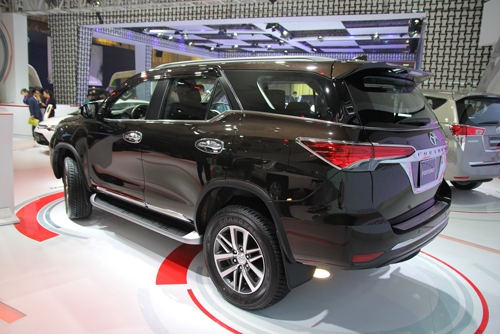 toyota-fortuner-the-he-moi-ra-mat-viet-nam-4