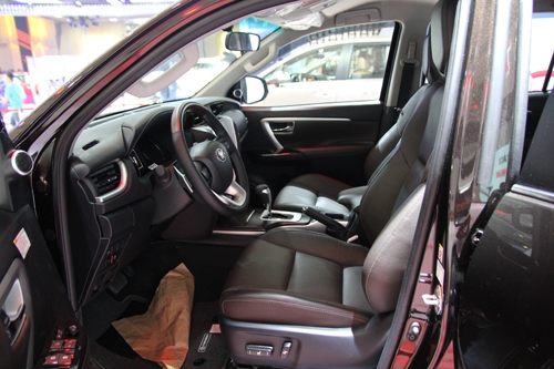 toyota-fortuner-the-he-moi-ra-mat-viet-nam-4