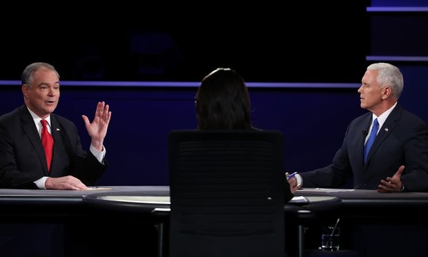  Các ứng viên trả lời các câu hỏi của người dẫn chương trình Elaine Quijano (Ảnh: AFP) 